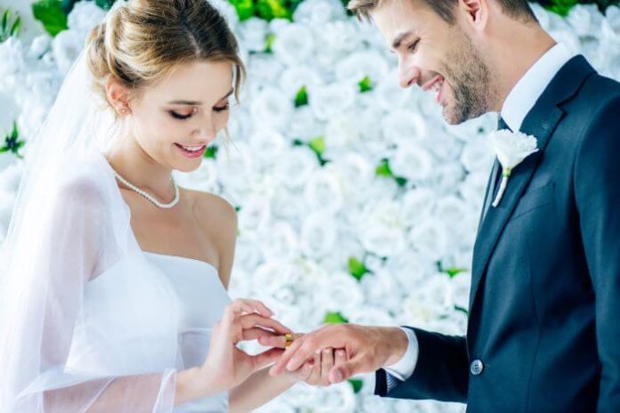 Top 6 Tips to Save Both Your New Marriage and Your New Business