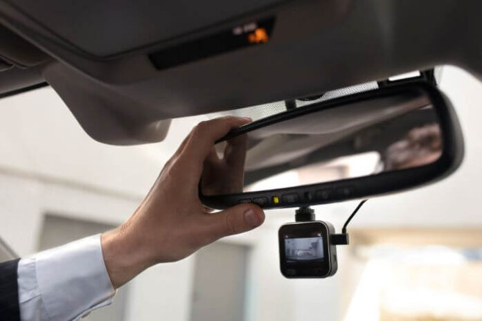 Benefits of Installing Dash Cams in Your Company Vehicles