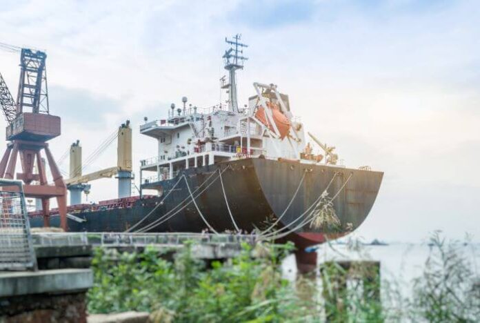Five Ways to Optimise Fleet Operations in the Maritime Industry Using Ship Management